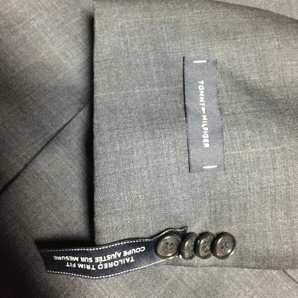 Tommy Hilfiger Suit